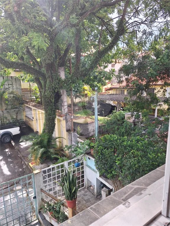 Sobrado à venda com 3 quartos, sendo 1 suíte, em Vila Irmãos Arnoni, São Paulo, SP