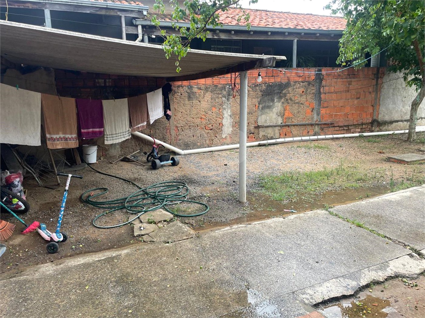 Casa à venda com 2 quartos em Jardim Devito, Votorantim, SP