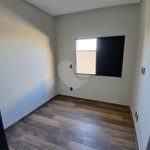 Casa à venda com 3 quartos, sendo 1 suíte,  no condomínio Jardim, Sorocaba - SP