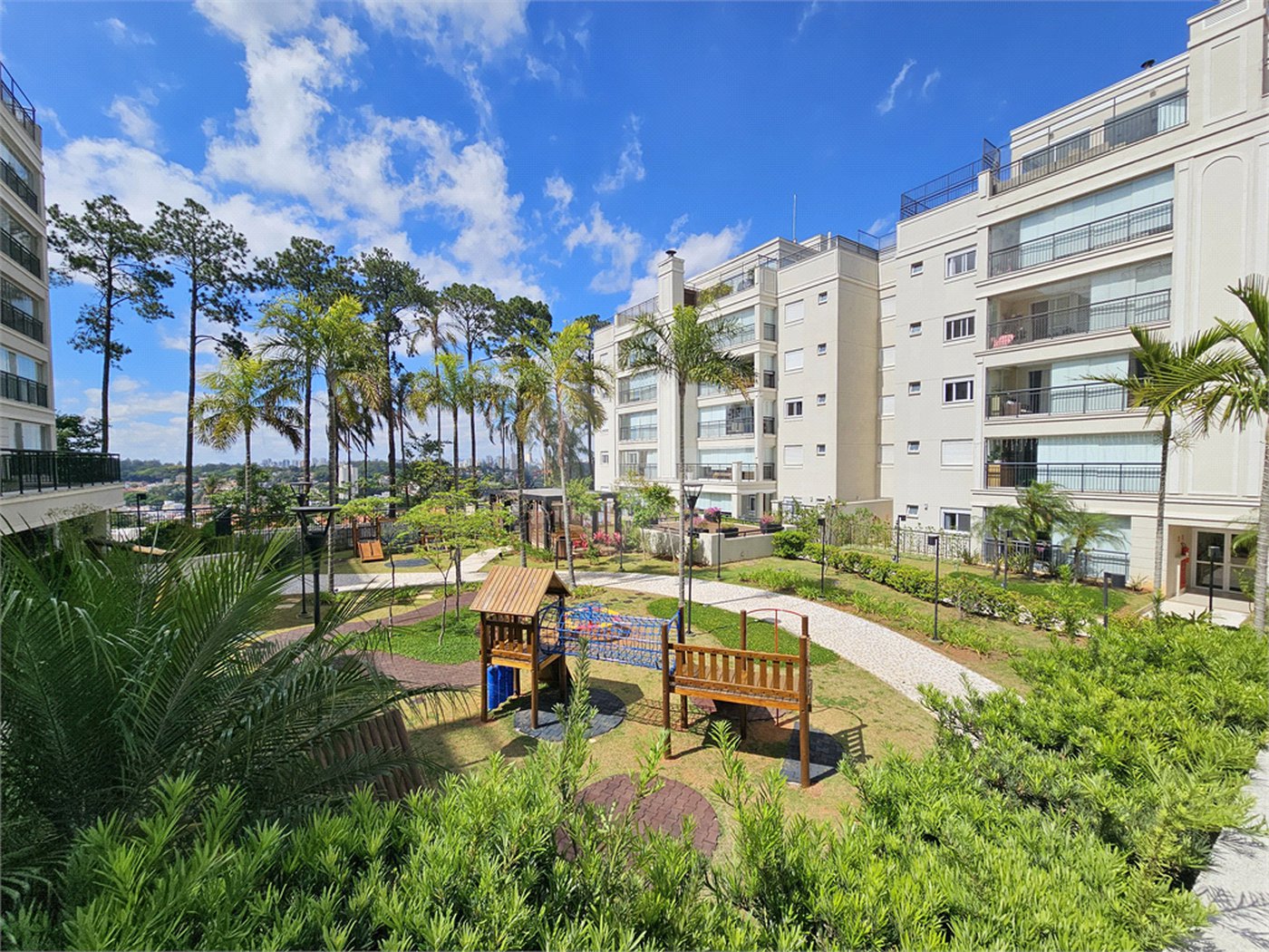 Apartamento à venda com 3 quartos, sendo 2 suítes, em Tremembé, São Paulo, SP
