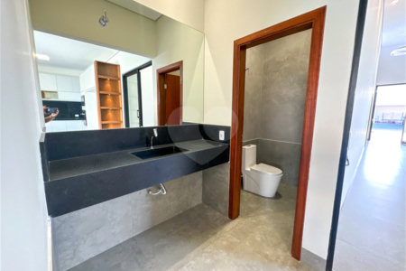 Casa à venda com 3 suítes em Parque Das Mangueiras, Três Lagoas, MS