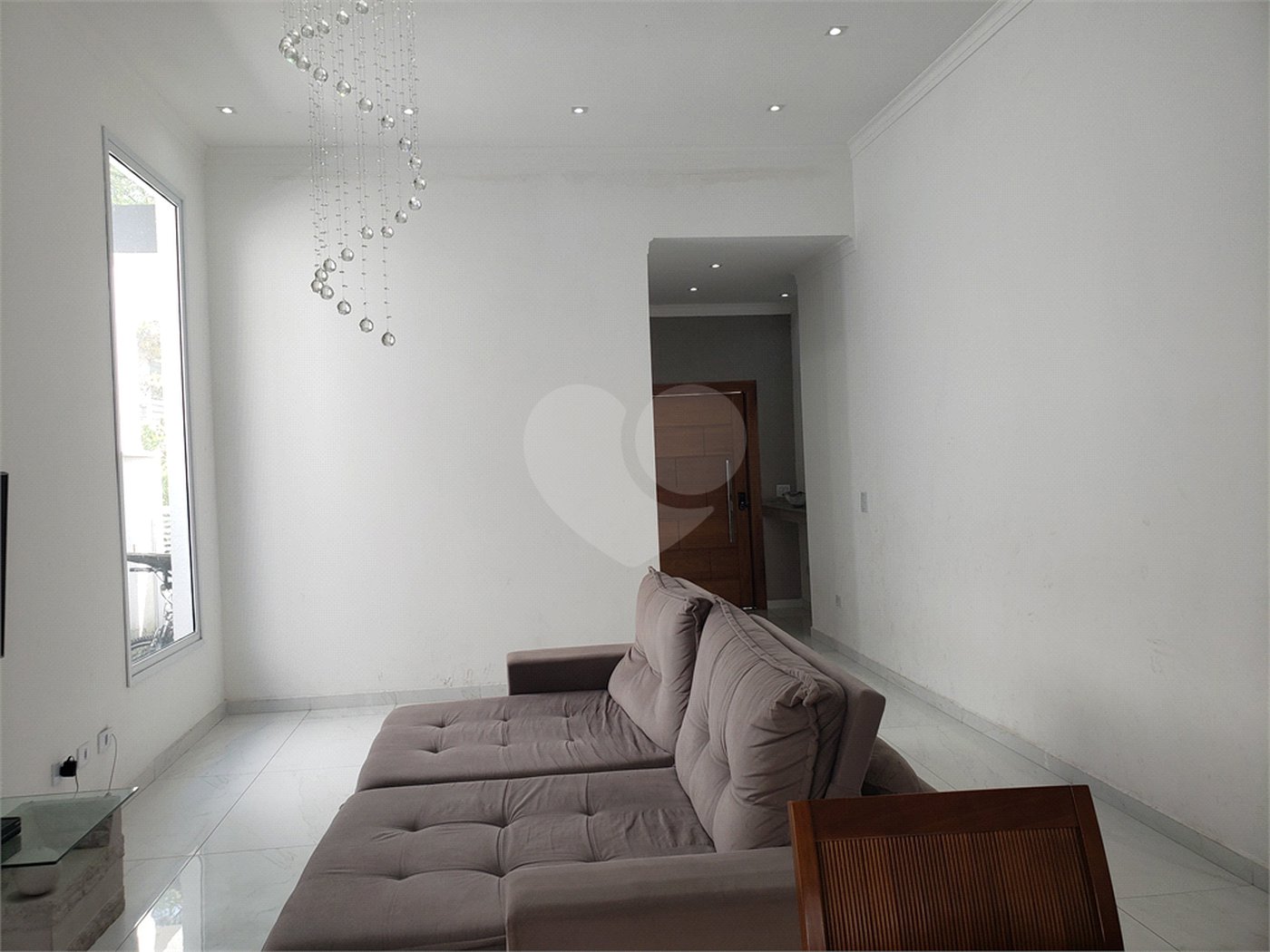 Casa à venda com 3 suítes no condomínio Residencial Veredas, Mogi das Cruzes - SP