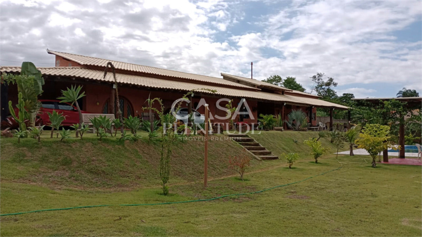 Chácara à venda com 3 quartos em Caguassu, Sorocaba, SP