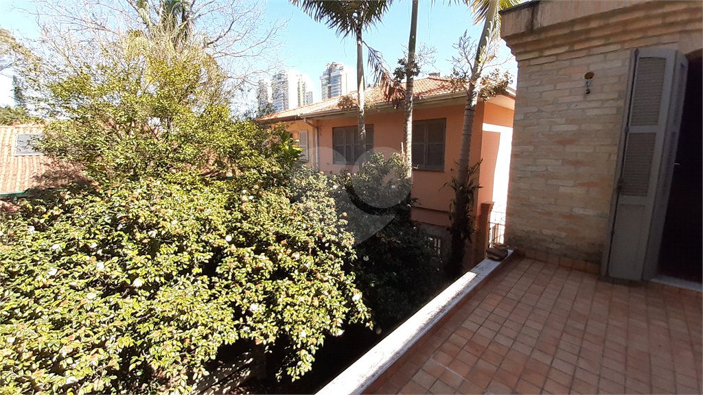 Casa à venda com 3 quartos, sendo 1 suíte, em Brooklin, São Paulo, SP