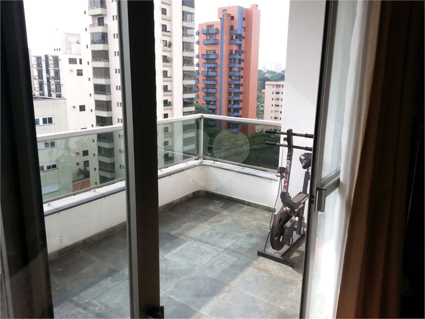 Apartamento à venda com 4 quartos, sendo 3 suítes,  em Indianópolis, São Paulo, SP