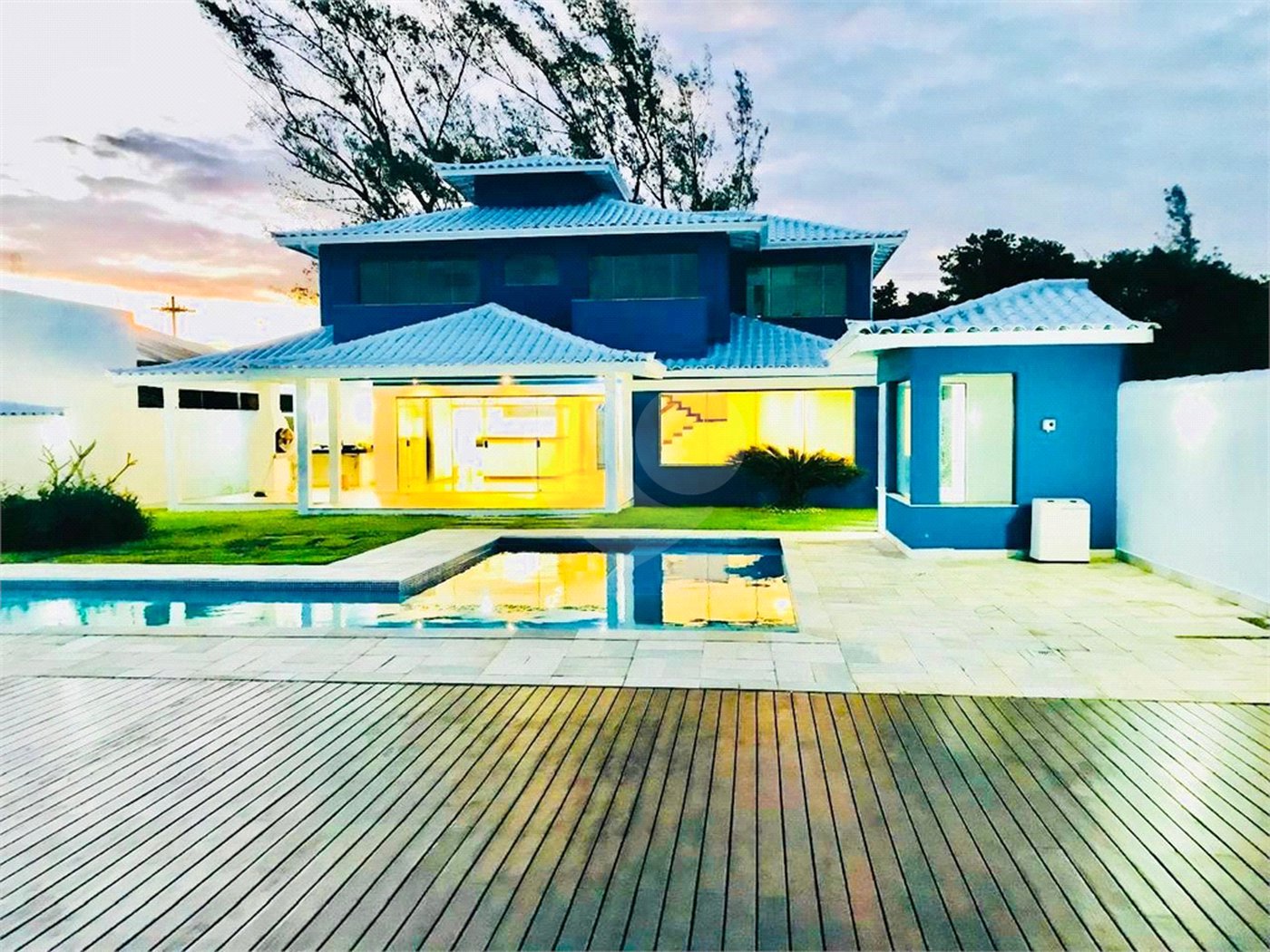 Casa para alugar com 5 quartos, sendo 4 suítes, em Marina, Armação dos Búzios, RJ