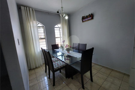 Casa à venda com 2 quartos, sendo 1 suíte, em Vila Barão, Sorocaba, SP