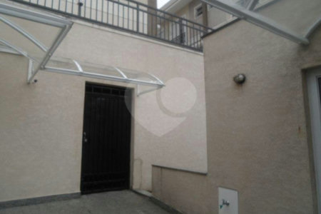 Casa à venda com 2 suítes no condomínio Residencial Taormina, São Paulo - SP