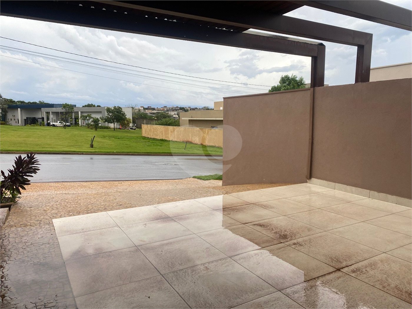 Casa à venda com 3 suítes no condomínio Quinta dos Ventos, Ribeirão Preto - SP