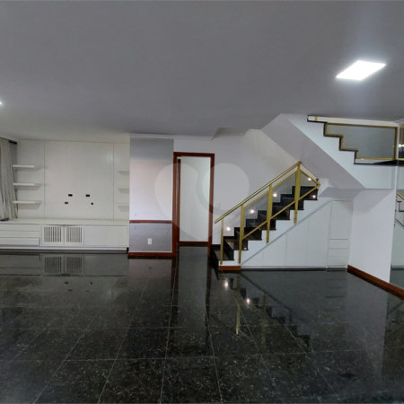 Cobertura à venda com 3 quartos, sendo 2 suítes, em Tijuca, Rio de Janeiro, RJ