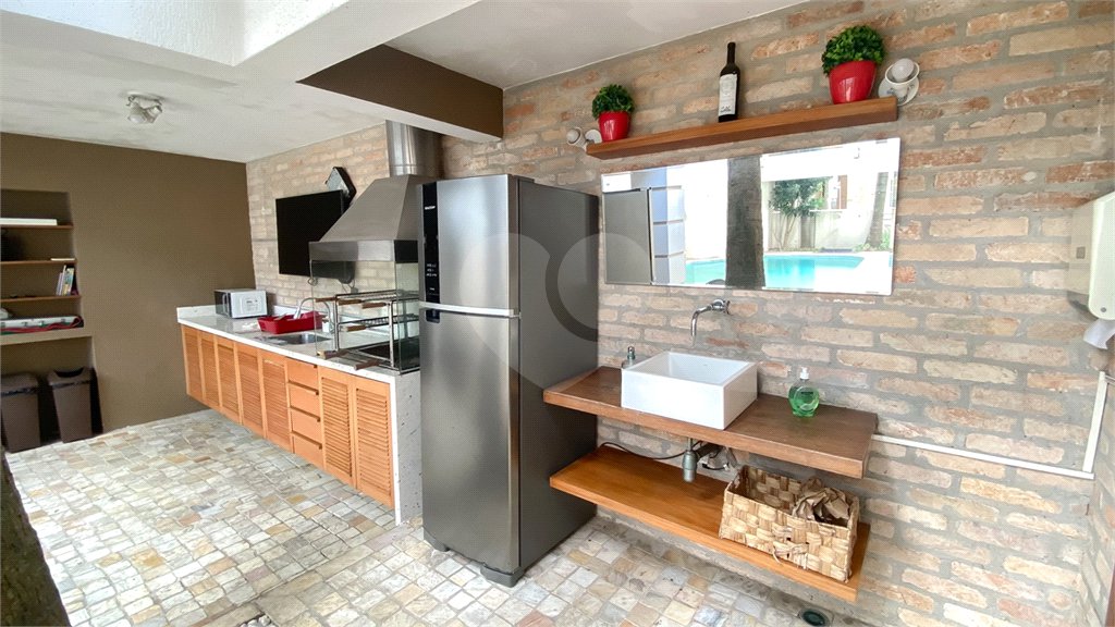 Casa à venda com 4 quartos, sendo 3 suítes, no condomínio Brisa Verde, São Paulo - SP