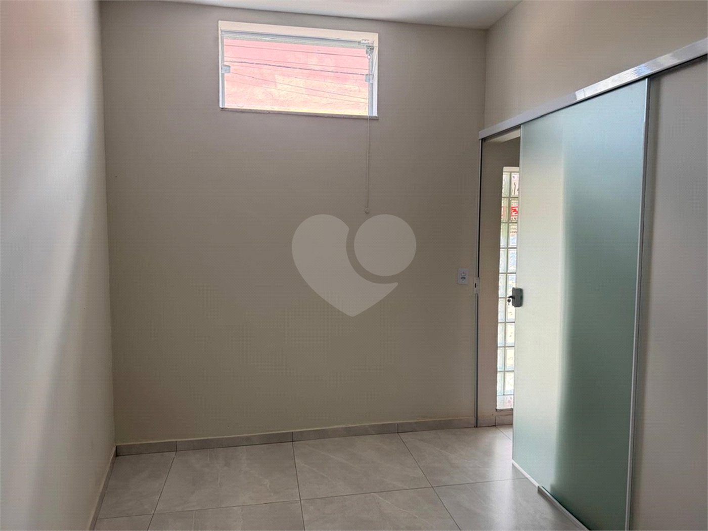 Sobrado à venda com 3 quartos, sendo 1 suíte,  no Centro, Itapetininga, SP