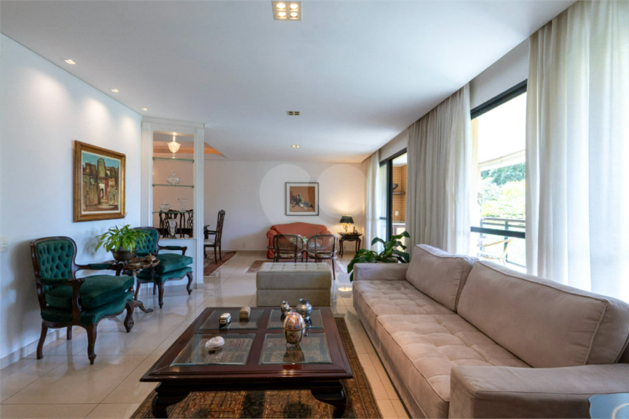 Apartamento à venda com 3 suítes em Morumbi, São Paulo, SP