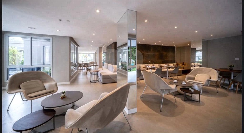 Apartamento à venda com 2 suítes em Santo Amaro, São Paulo, SP