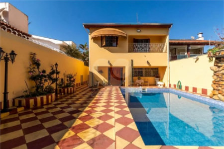 Sobrado à venda com 5 quartos, sendo 4 suítes, em Vila Galvão, Guarulhos, SP