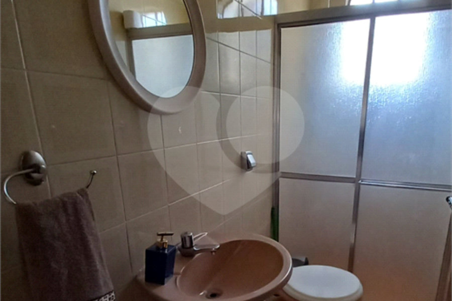 Sobrado à venda com 4 quartos, sendo 1 suíte, em Tremembé, São Paulo, SP