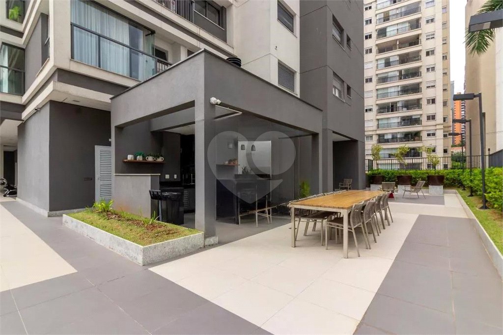 Apartamento à venda com 3 quartos, sendo 1 suíte, em Pinheiros, São Paulo, SP