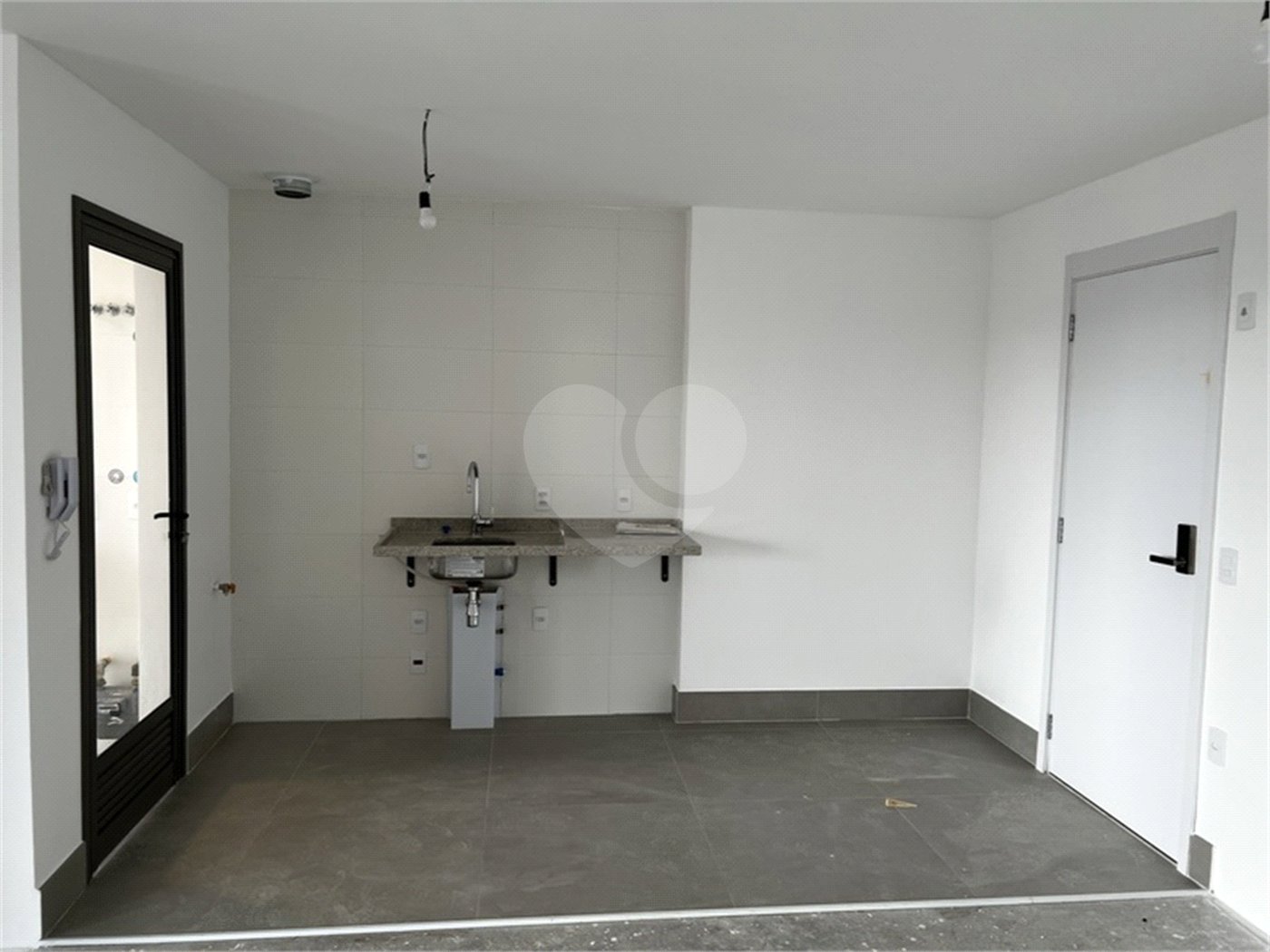 Apartamento à venda com 2 suítes em Campo Belo, São Paulo, SP