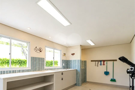 Apartamento reformado de 92 m² no Baeta Neves, com 2 dormitórios, 1 suíte, sala ampliada, área gourmet, 2 vagas, planejados e lazer completo.