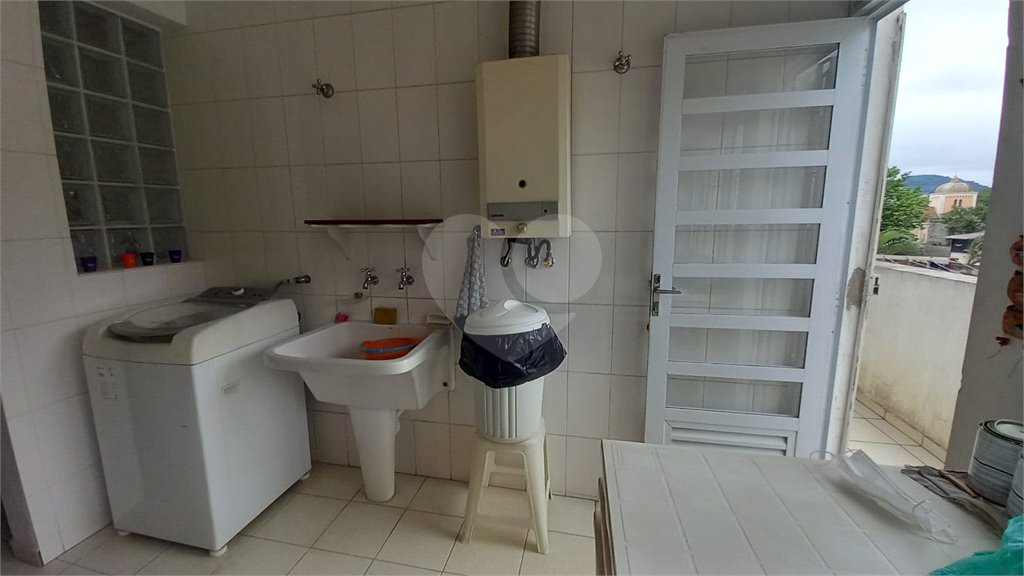 Sobrado à venda com 5 quartos em Tremembé, São Paulo, SP