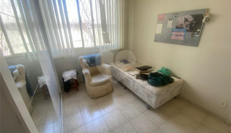 Casa de Vila à venda com 4 quartos em Grajaú, Rio de Janeiro, RJ