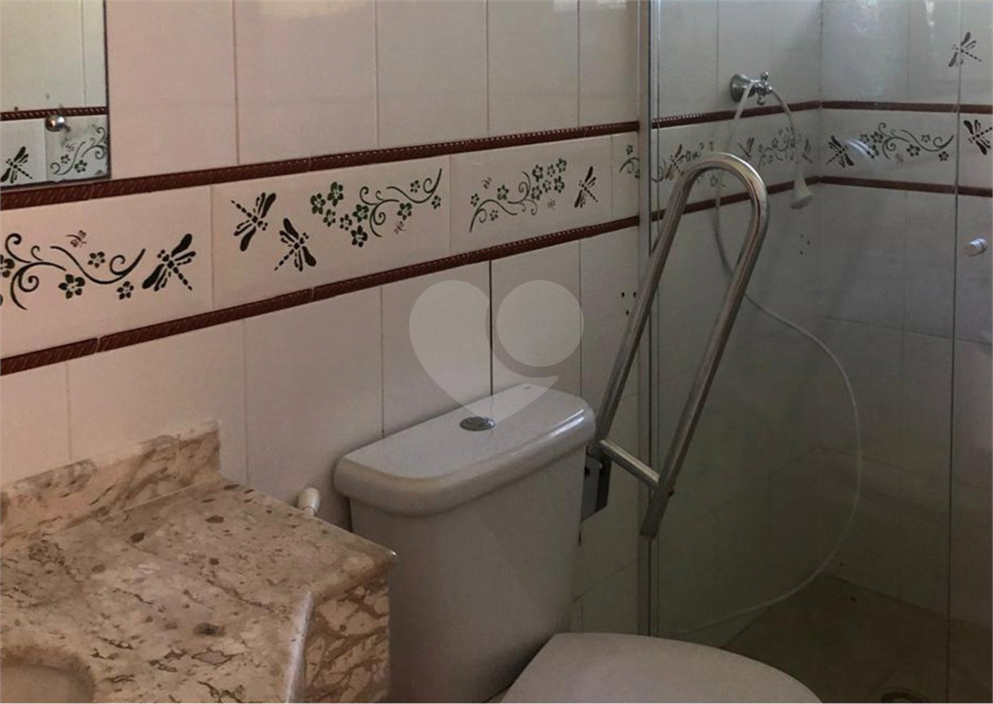 Casa à venda com 5 quartos, sendo 3 suítes, em Serra da Cantareira, Mairiporã, SP