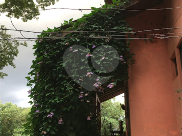 Casa à venda com 3 quartos, sendo 2 suítes,  no condomínio Loteamento Haras El Passo, Mairiporã - SP