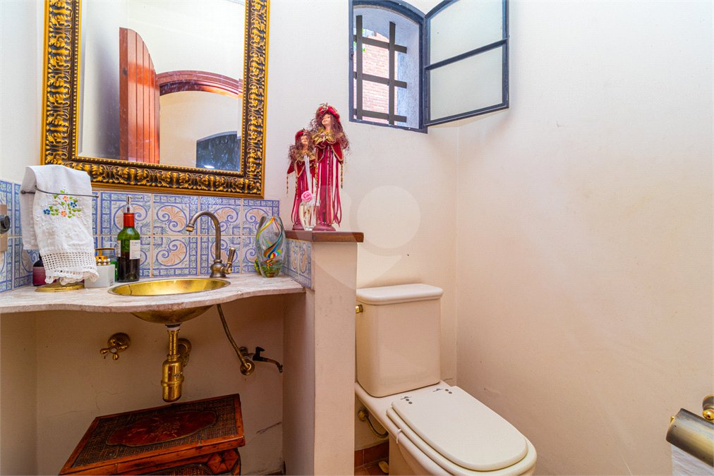 Casa à venda com 4 suítes em Jardim Marajoara, São Paulo, SP