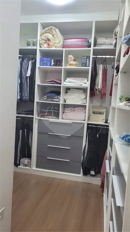 Casa em condomínio à venda com 4 suítes em Guaxinduva, Atibaia, SP