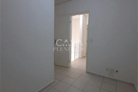 Casa em condomínio à venda com 2 quartos em Jardim Karolyne, Votorantim, SP
