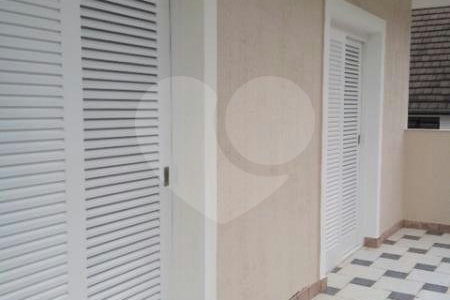 Casa à venda com 4 quartos, sendo 3 suítes, em Jardim Leonor, São Paulo, SP