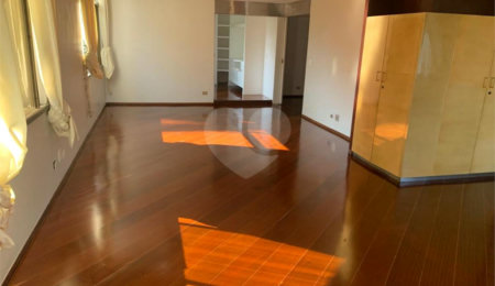 Apartamento à venda com 3 suítes em Paineiras do Morumbi, São Paulo, SP