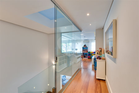 Casa à venda com 3 suítes no condomínio Parc Vignoble, São Paulo - SP