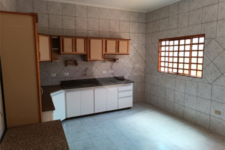 Casa à venda com 3 quartos em Parque São Carlos, Três Lagoas, MS
