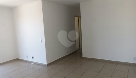 Apartamento à venda com 2 quartos em Vila Mazzei, São Paulo, SP