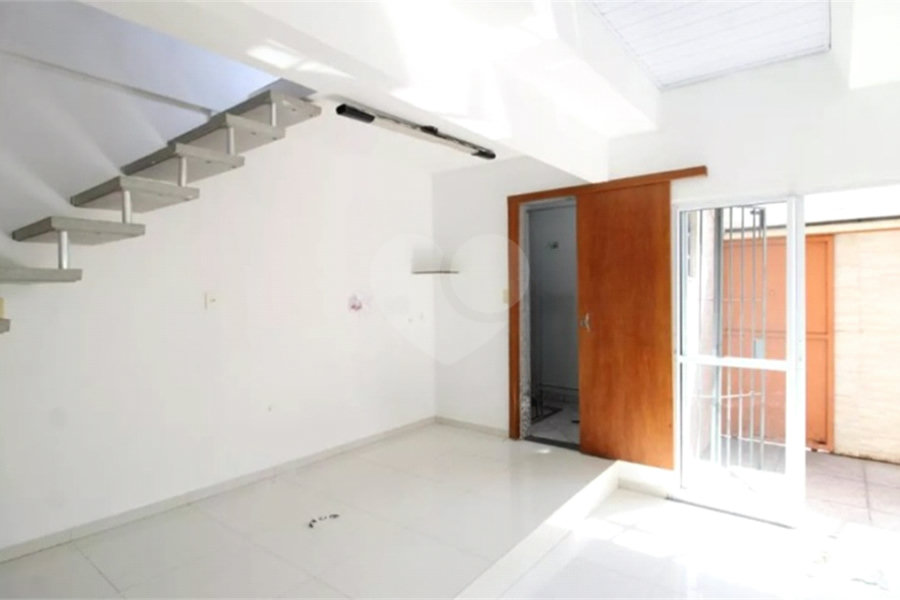 Casa á venda com 156m² e 2 dormitórios Jaçana