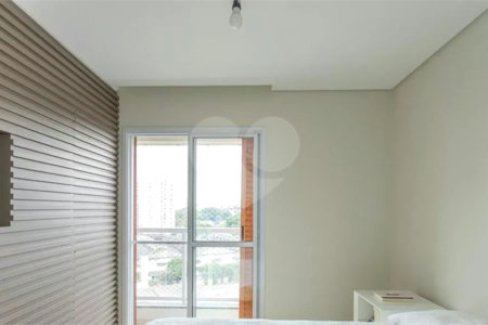 Apartamento à venda com 3 quartos, sendo 1 suíte, em Vila Anastácio, São Paulo, SP