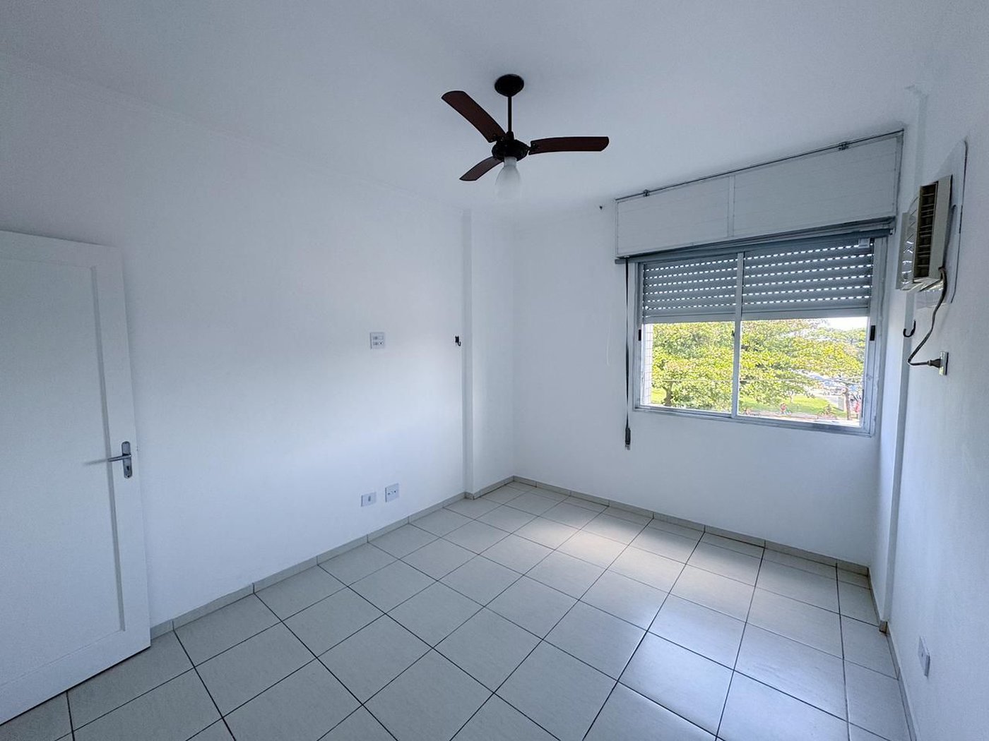 Apartamento com 2 dormitórios à venda, 126 m² por R$ 1.400.000,00 - Embaré - Santos/SP