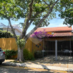 Casa à venda com 4 quartos, sendo 2 suítes, em Lar São Paulo, São Paulo, SP