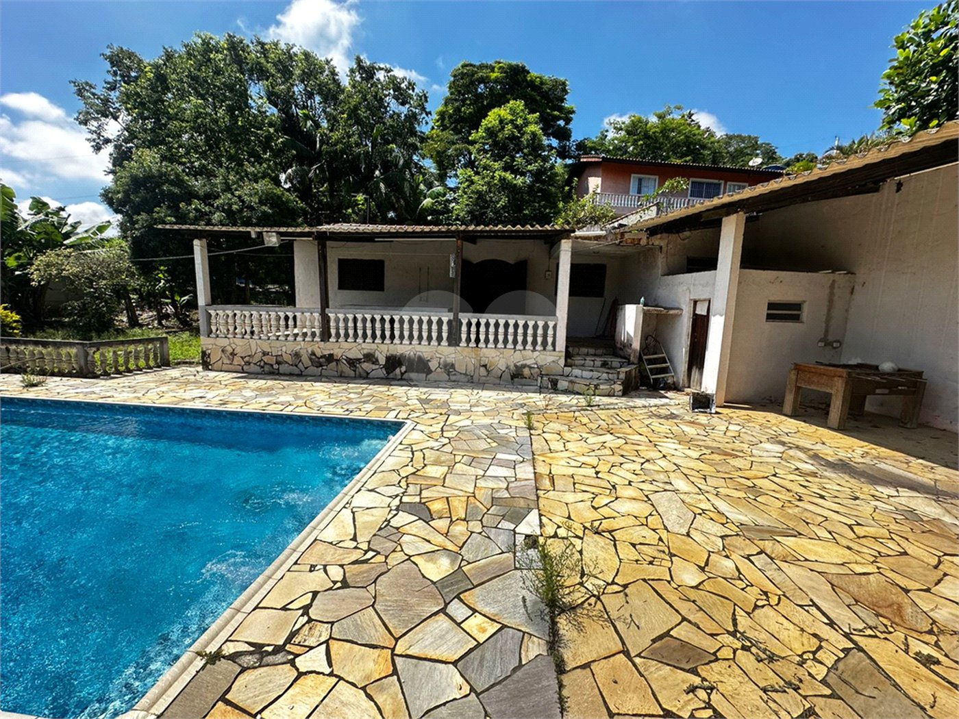 Chácara à venda com 3 quartos em Chácara Sete Cruzes, Suzano, SP