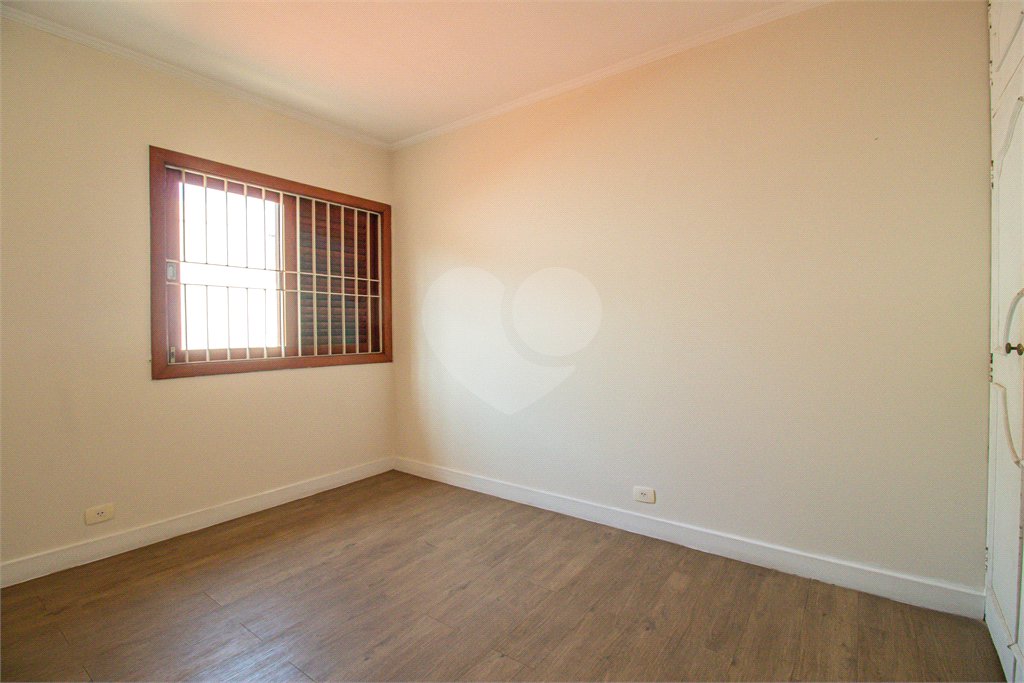 Sobrado à venda com 4 quartos, sendo 1 suíte, em Alto da Boa Vista, São Paulo, SP