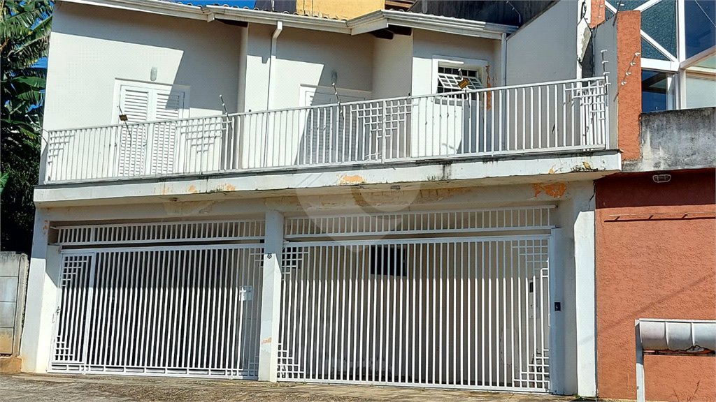Sobrado à venda com 4 quartos, sendo 2 suítes, em Jardim Paulista, Atibaia, SP