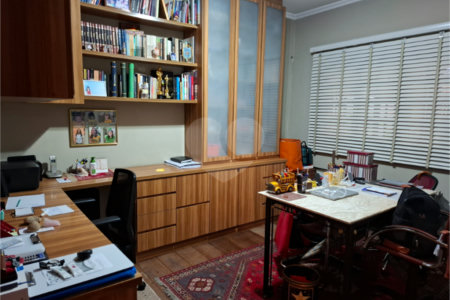 Sobrado à venda com 4 quartos, sendo 2 suítes,  em Jardim Leonor, São Paulo, SP