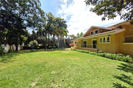 Casa à venda com 4 suítes no condomínio Chácara Flora, São Paulo - SP