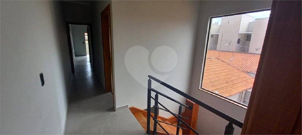 Sobrado à venda com 3 suítes em Alvinópolis, Atibaia, SP