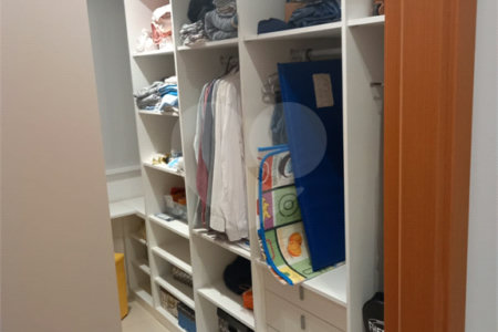 Apartamento à venda com 3 quartos, sendo 1 suíte, em Rio Comprido, Rio de Janeiro, RJ