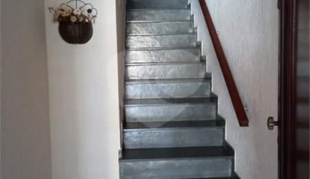 Sobrado à venda com 3 quartos, sendo 1 suíte,  em Imirim, São Paulo, SP