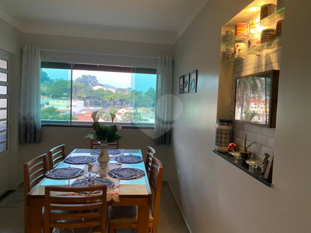 Sobrado à venda com 2 quartos, sendo 1 suíte,  em Horto, São Paulo, SP