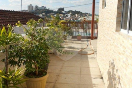 Sobrado à venda com 3 suítes em Vila Gustavo, São Paulo, SP