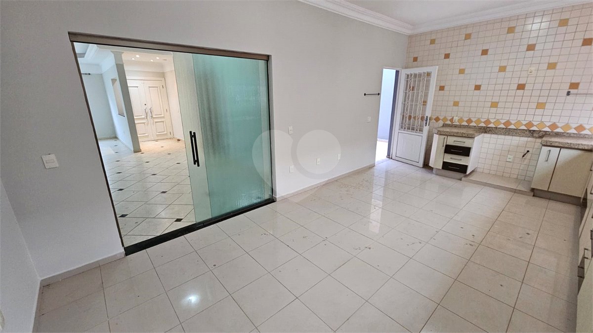 Casa para alugar com 4 quartos, sendo 2 suítes, no condomínio Portal de Itaici, Indaiatuba - SP